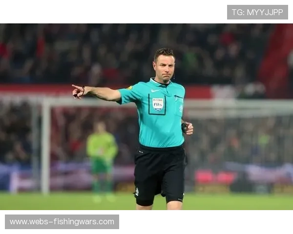 荷甲联赛注重VAR技术培训,推动裁判水平专业化 荷甲联赛注重VAR技术培训,推动裁判水平专业化